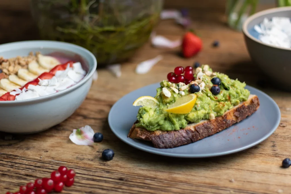 Proteínas: O Que São, Funções e Como Incluir na Dieta. Opções de café da manhã rico em proteínas
